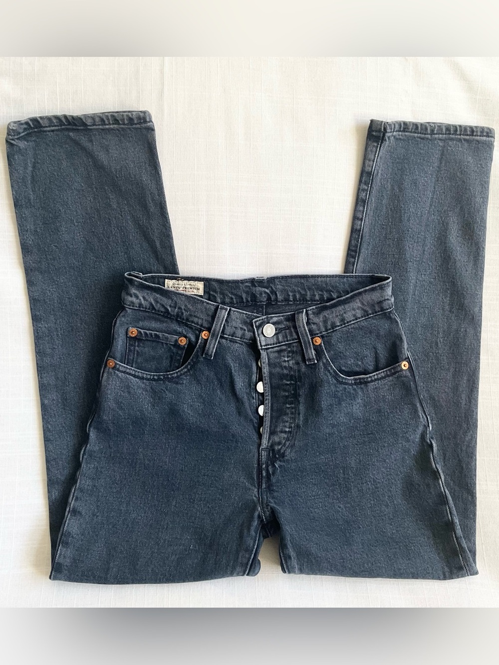 Levi’s | Premium 501 Button Fly Jeans Blue Charcoal Wash | W25 L26